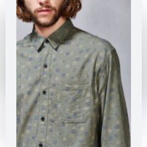 Koto Men's Dusty‎ Green Dot Button Down Size Medium
